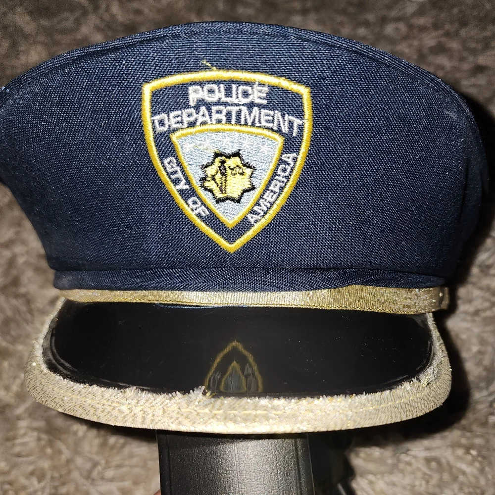 Kids Police Officer/ hat, Belt, shirt, pants, gun holster and walkie-talkie - Picture 5 of 6